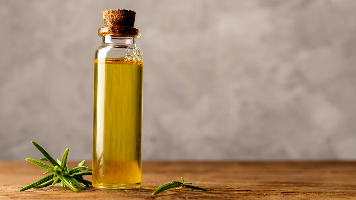 7 Benefits Of Karanja Oil for Skin And Hair