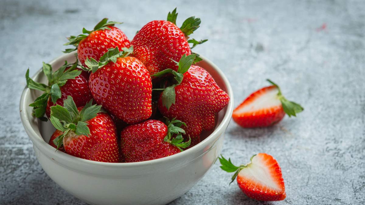 Role Of Strawberries In Keeping The Heart Healthy